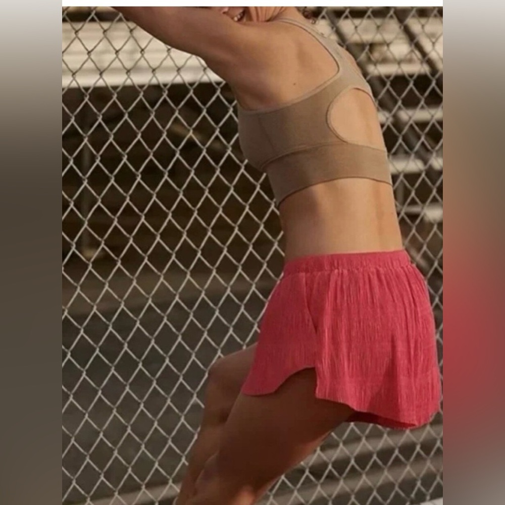 Free People Women’s Athletic Shorts Pink Size Small Shirred New‎